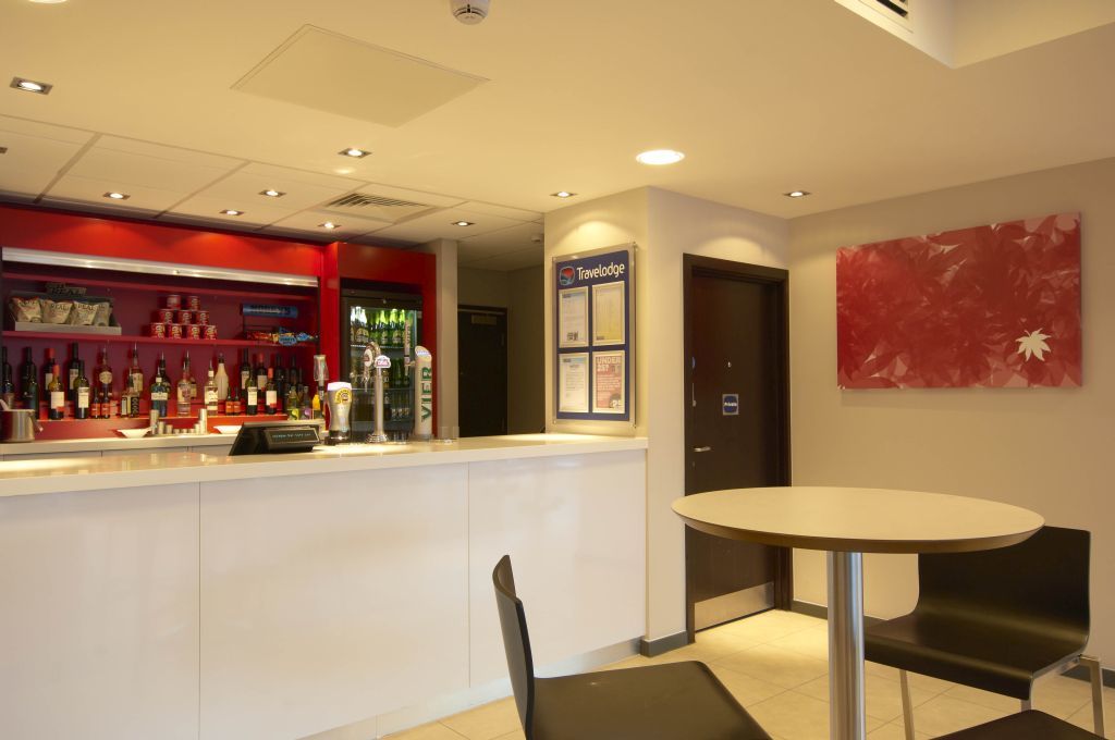 Travelodge London Stratford Hotel Ngoại thất bức ảnh